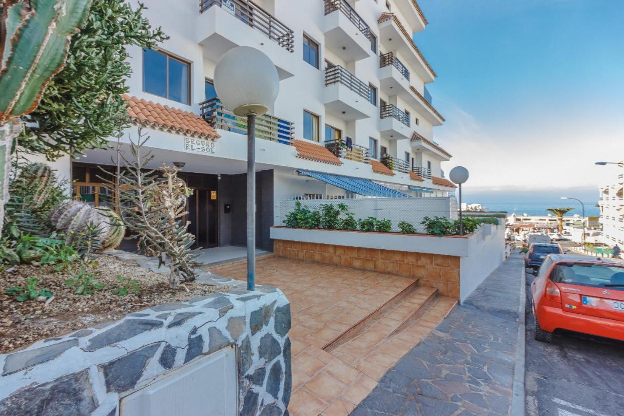 Seguro Spacious Apartment With Roomy Terrace Puerto de Santiago  Bagian luar foto