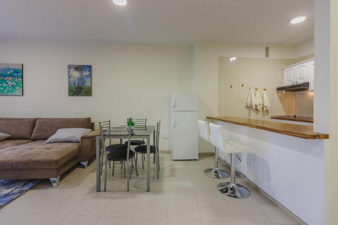 Seguro Spacious Apartment With Roomy Terrace Puerto de Santiago  Bagian luar foto